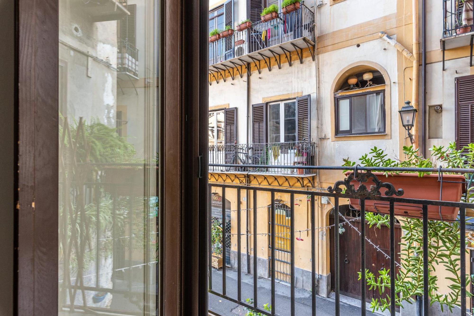 Borsa Apartments By Wonderful Italy ปาแลร์โม ภายนอก รูปภาพ